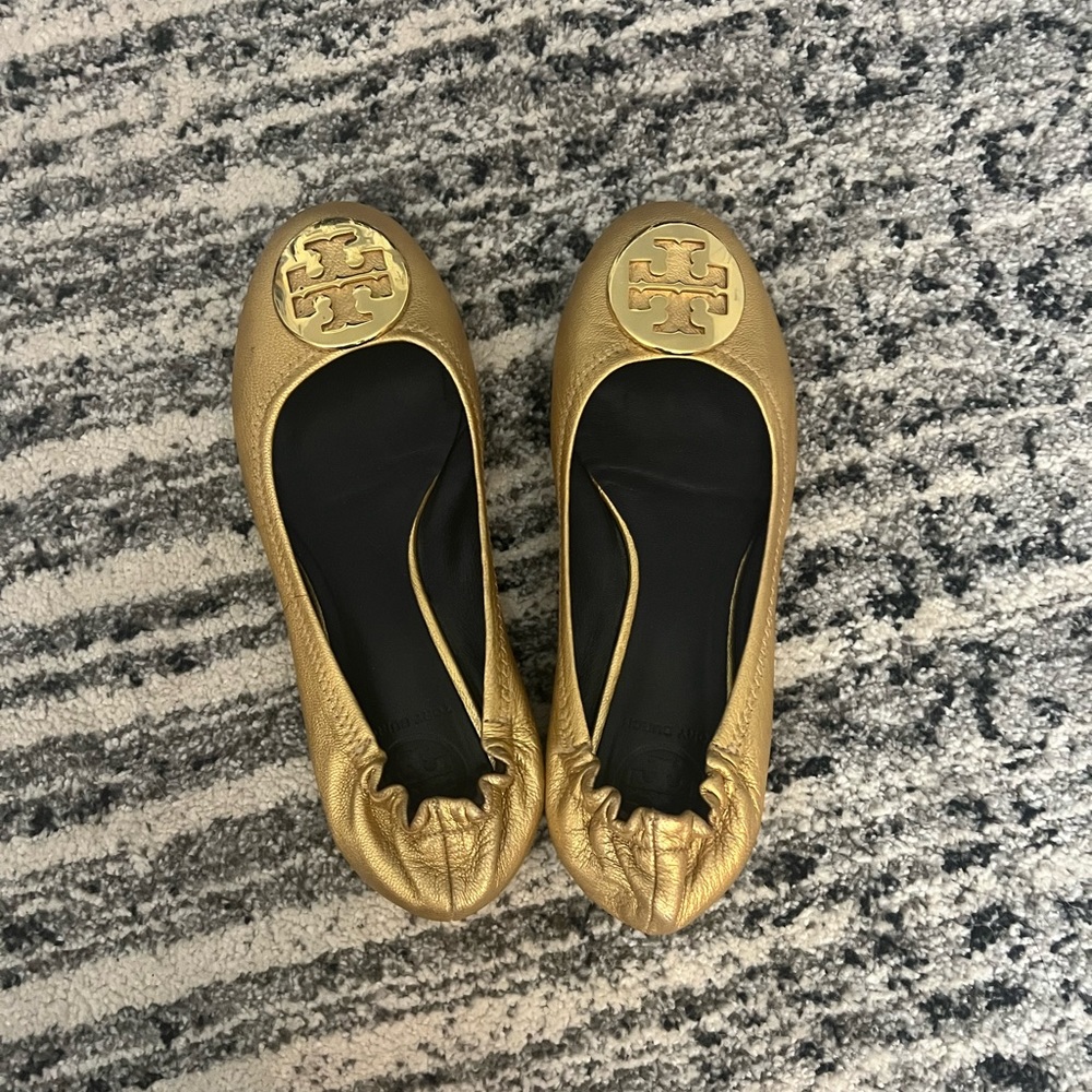 Tory Burch flats. Size 8.